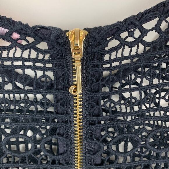 Juicy Couture Black Linear Lace Guipure Cocktail Dress Sz 2 Exposed Gold Zipper - Picture 12 of 16